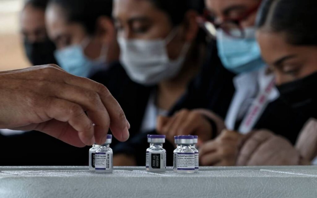 Vacuna Covid Jalisco maestros